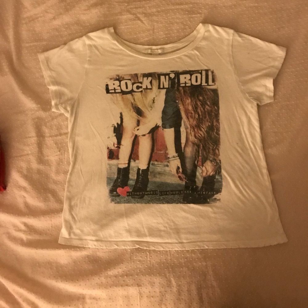 Vintage style tee